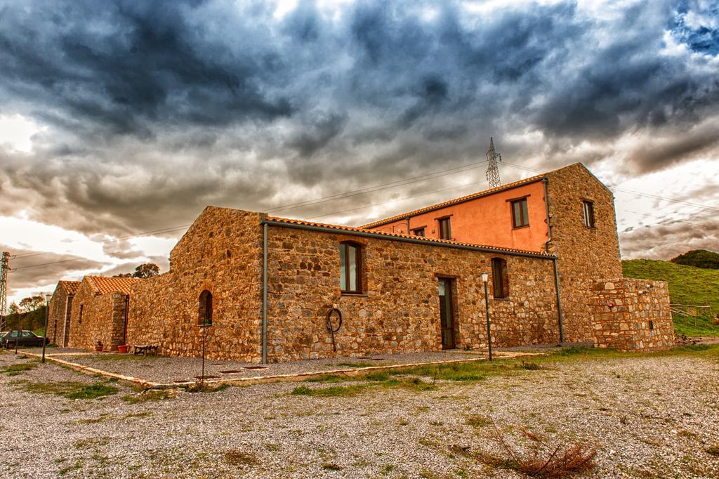 Agriturismo Case Tabarani Collesano Екстер'єр фото