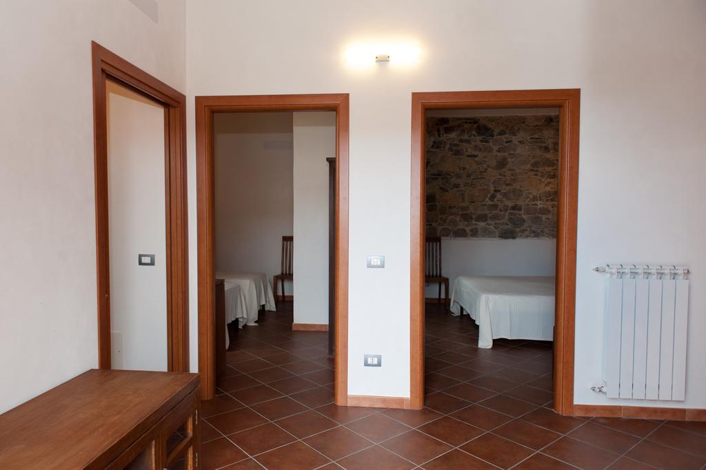 Agriturismo Case Tabarani Collesano Екстер'єр фото