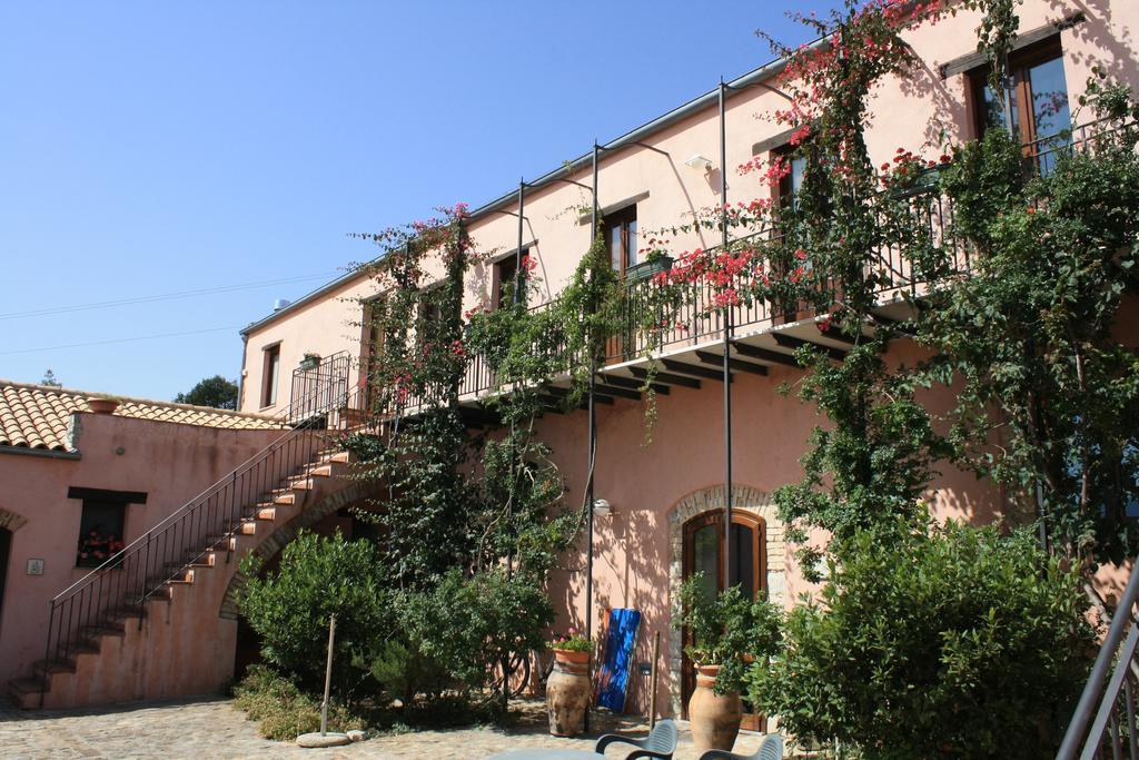 Agriturismo Case Tabarani Collesano Екстер'єр фото