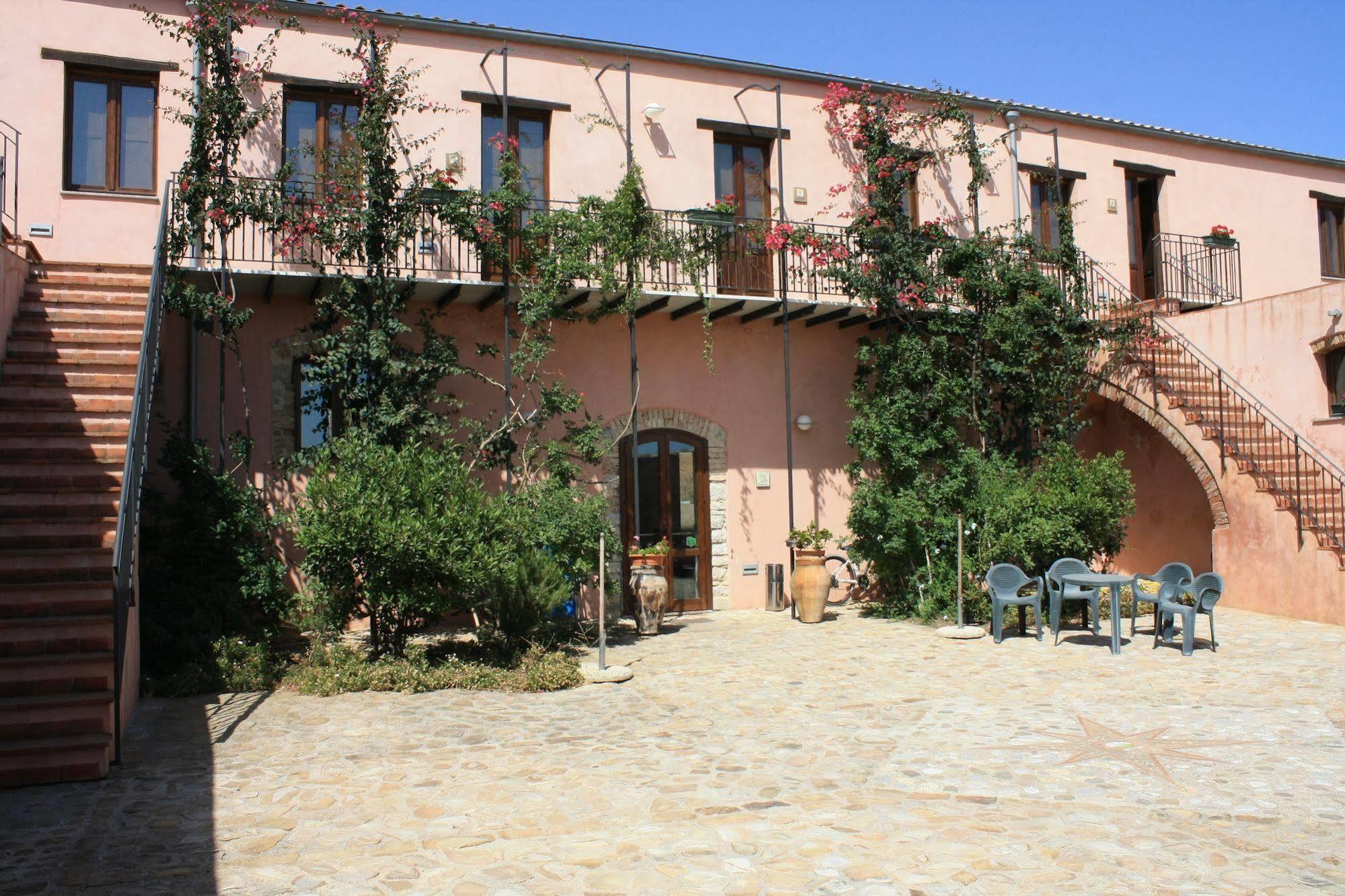 Agriturismo Case Tabarani Collesano Екстер'єр фото